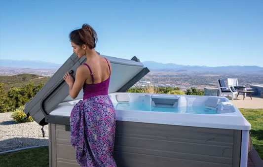 Hot Spring® Lift ‘N Glide® Cover Lifter Product Image